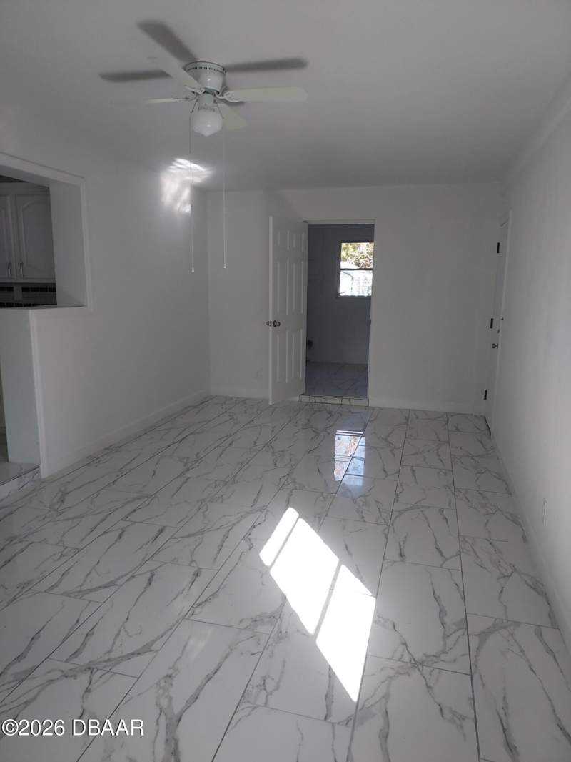 3 bedroom Single Family Residence at 608 Doris Place, Ganymede, South Daytona — photo 2