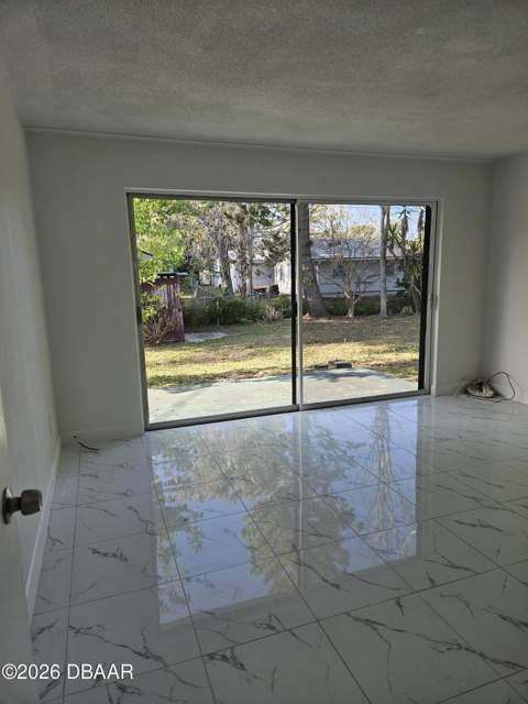 608 Doris Place, South Daytona FL - photo 10 of 35