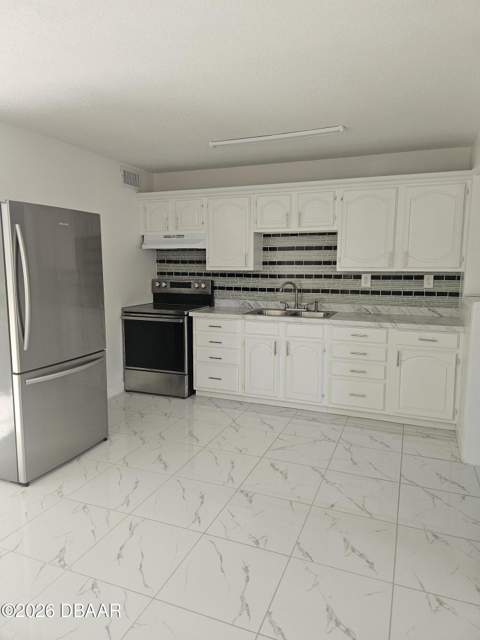 608 Doris Place, South Daytona FL - photo 6 of 35