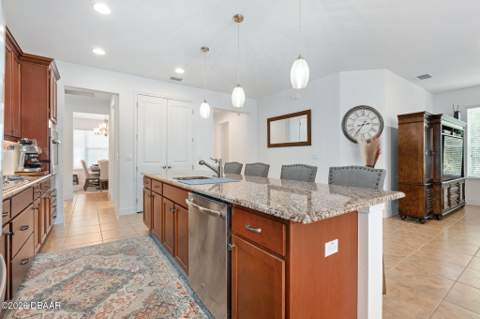 685 Aldenham Lane, Ormond Beach FL - photo 12 of 56