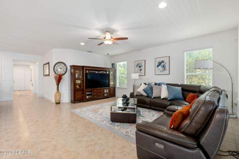 685 Aldenham Lane, Ormond Beach FL - photo 14 of 56