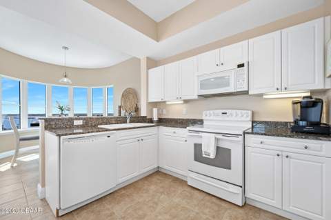 2 Oceans West Boulevard #1000, Daytona Beach Shores FL - photo 22 of 72