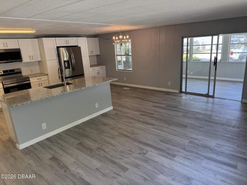 2 bedroom Manufactured Home at 48 Golden Gate Circle, Twin Gates Mobile Estates, Port Orange — photo 5