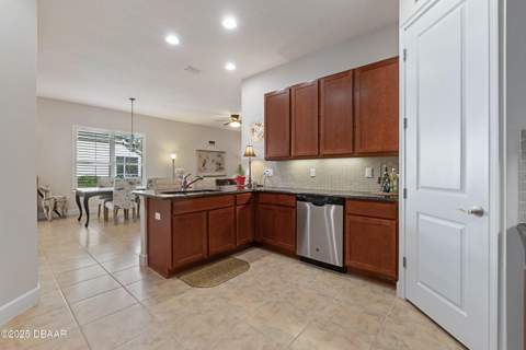 830 Aldenham Lane, Ormond Beach FL - photo 13 of 48
