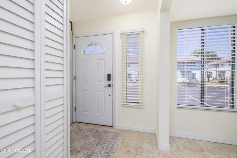 2 bedroom Townhouse at 3333 S Ridgewood Avenue #27, Intracoastal Villas Condo, Port Orange — photo 3