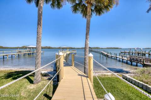 349 Marsh Landing Loop, Oak Hill FL - photo 21 of 47