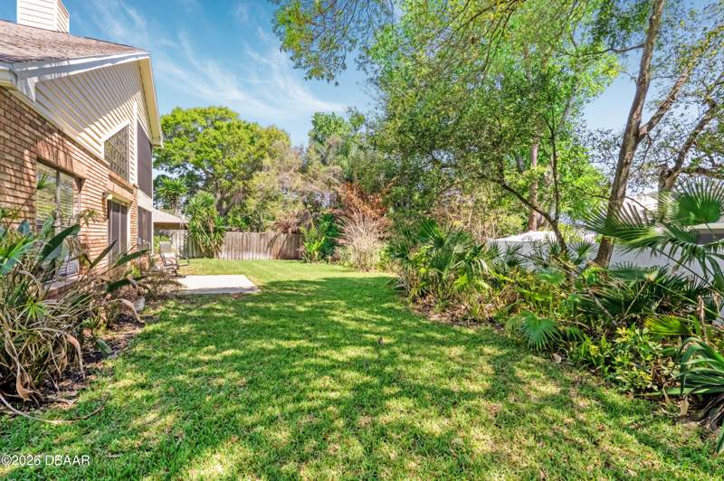 3 bedroom Single Family Residence at 825 Clear Lake Drive, Countryside, Port Orange — photo 4