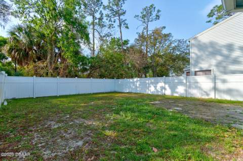 1115 Monticello Lane #2, Port Orange FL - photo 14 of 15