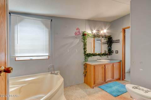 1040 Green Acres Circle, South Daytona FL - photo 7 of 23