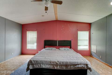 1040 Green Acres Circle, South Daytona FL - photo 16 of 23