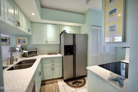 442 Bouchelle Drive #305, New Smyrna Beach FL - photo 8 of 32