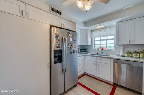 404 S Beach Street #604 (230), Daytona Beach FL - photo 11 of 29