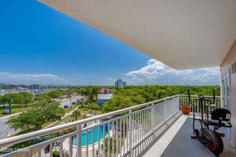 404 S Beach Street #604 (230), Daytona Beach FL - photo 18 of 29