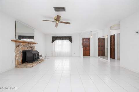 484 N Ridgewood Avenue, Ormond Beach FL - photo 9 of 42