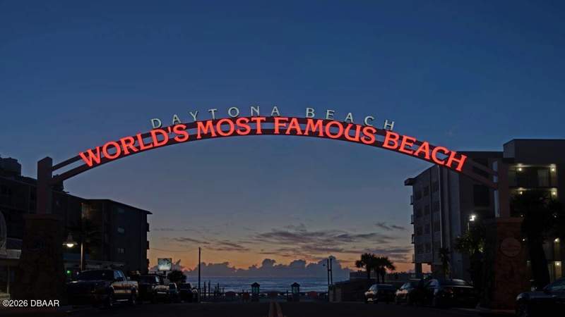 1 bedroom Condotel at 219 S Atlantic Avenue #237, Daytona Inn Beach Resort Condo, Daytona Beach — photo 4