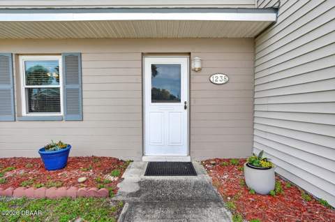 1238 Suwanee Road, Daytona Beach FL - photo 7 of 41