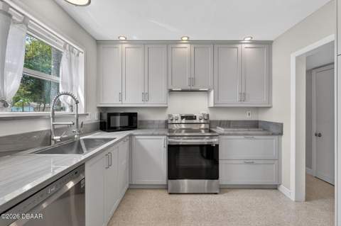 1238 Suwanee Road, Daytona Beach FL - photo 16 of 41