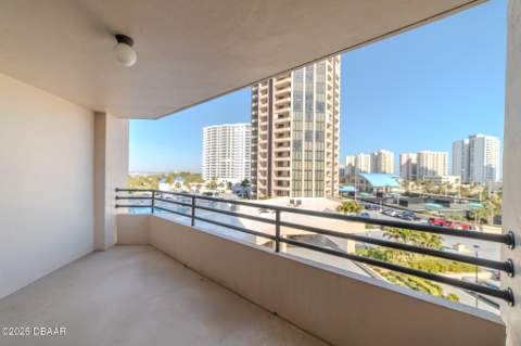 1 Oceans West Boulevard #4B4, Daytona Beach Shores FL - photo 17 of 25