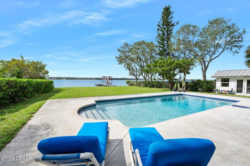 3 bedroom Single Family Residence at 1596 John Anderson Drive, Ormond Beach, Ormond Beach — photo 3