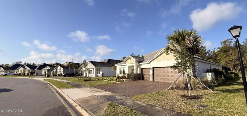 4 bedroom Single Family Residence at 1352 Arklow Circle, Halifax Avenue, Ormond Beach — photo 2