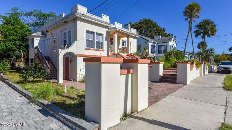 4 bedroom Single Family Residence at 213 Jessamine Boulevard, Daytona Beach, Daytona Beach — photo 5