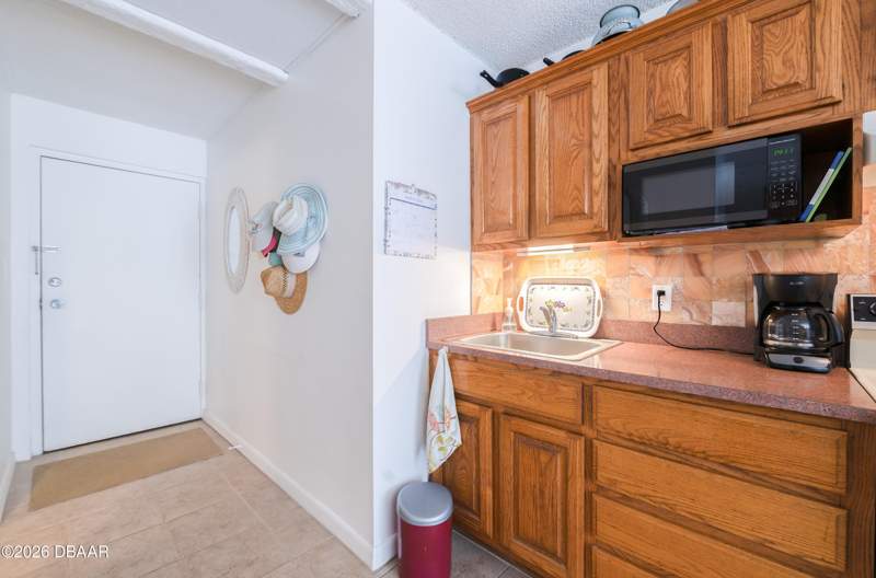 0 bedroom Condotel at 3727 S Atlantic Avenue #407, Beach Club Condo Motel, Daytona Beach Shores — photo 3