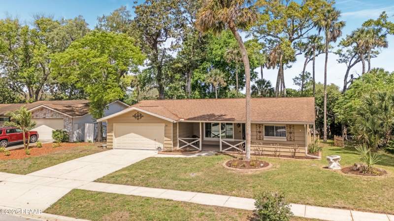 3 bedroom Single Family Residence at 105 Wimbledon Court, Cambridge, Port Orange — photo 4