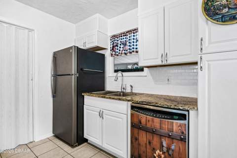 3309 Woodland Drive, Edgewater FL - photo 14 of 39