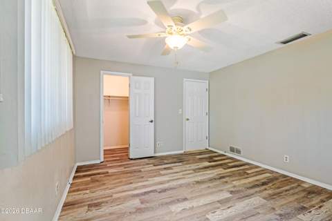 105 Wimbledon Court, Port Orange FL - photo 19 of 34