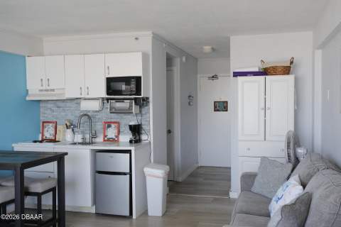 800 N Atlantic Avenue #521, Daytona Beach FL - photo 7 of 43
