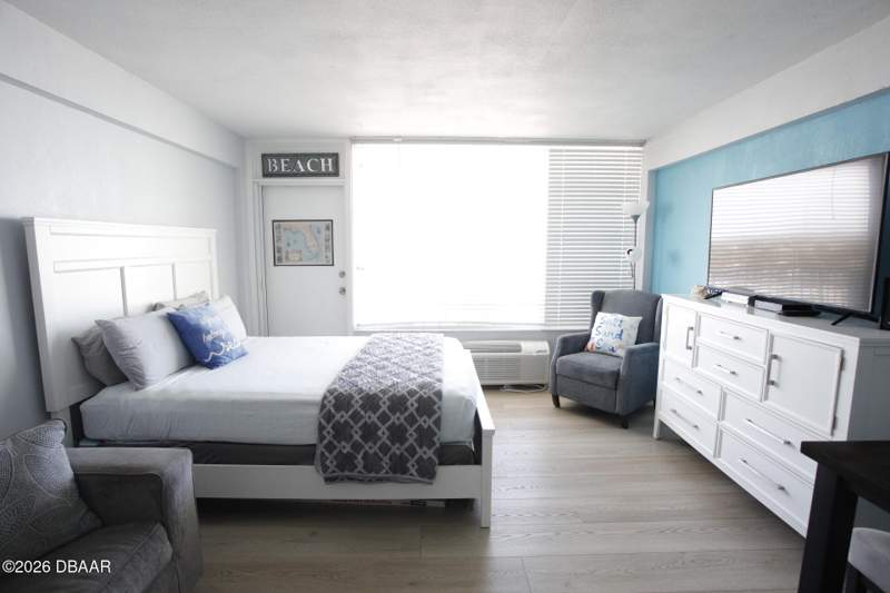 1 bedroom Condominium at 800 N Atlantic Avenue #521, Daytona Beach Club Condo, Daytona Beach — photo 4