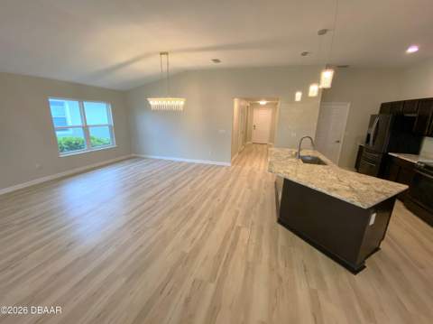 437 Grande Sunningdale Loop, Daytona Beach FL - photo 15 of 36