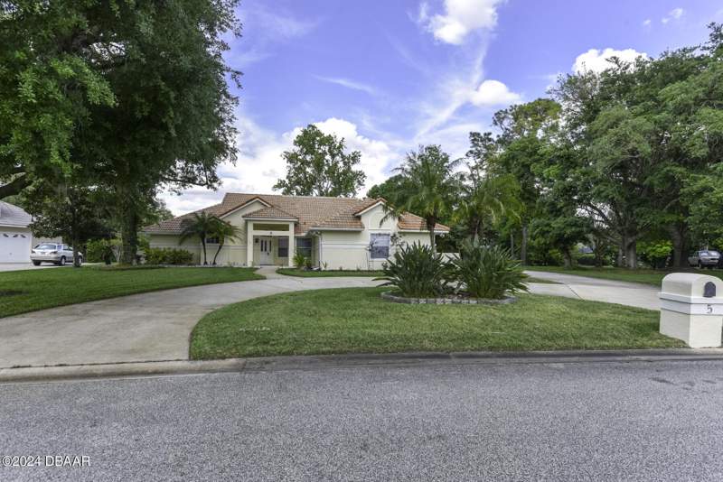 3 bedroom Single Family Residence at 5 Lake Isle Way, Breakaway Trails, Ormond Beach — photo 4