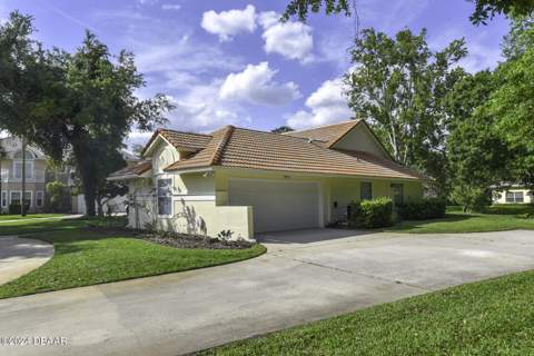5 Lake Isle Way, Ormond Beach FL - photo 6 of 45