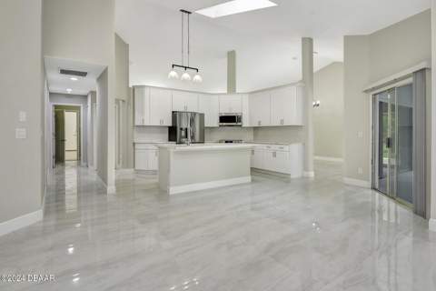 5 Lake Isle Way, Ormond Beach FL - photo 14 of 45