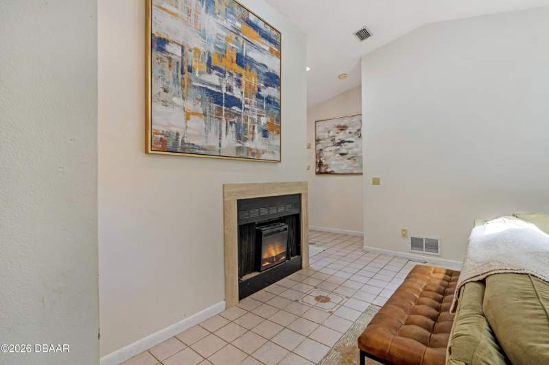 3 bedroom Single Family Residence at 189 Grove Street, Village of Melrose, Ormond Beach — photo 5