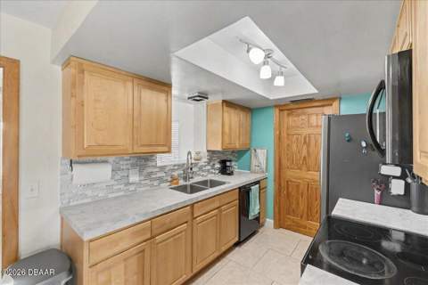 18 Concord Drive, Ormond Beach FL - photo 15 of 47