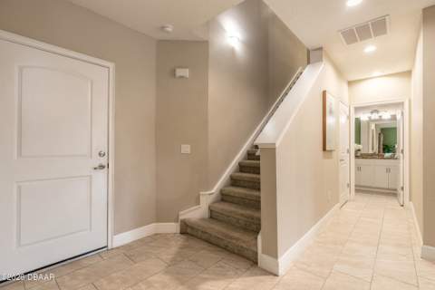 119 Oceans Circle, Daytona Beach Shores FL - photo 8 of 43