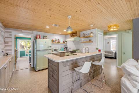 308 Normandy Avenue, New Smyrna Beach FL - photo 16 of 57