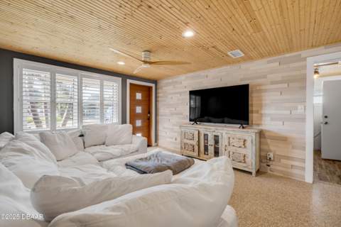 308 Normandy Avenue, New Smyrna Beach FL - photo 18 of 57