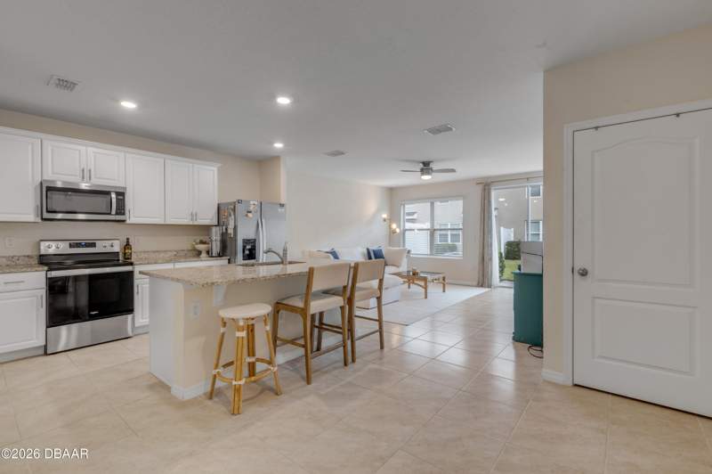 3 bedroom Townhouse at 60 Bella Oaks Drive, Bella Oaks, Port Orange — photo 2
