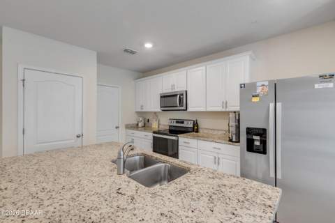 60 Bella Oaks Drive, Port Orange FL - photo 11 of 37