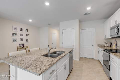 60 Bella Oaks Drive, Port Orange FL - photo 12 of 37