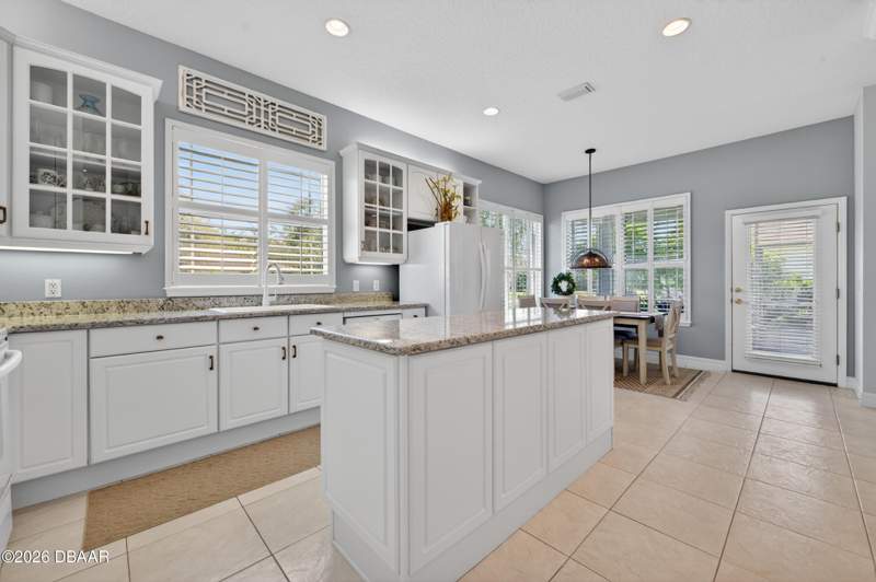 4 bedroom Single Family Residence at 1328 Antrim Circle, Halifax Plantation, Ormond Beach — photo 3
