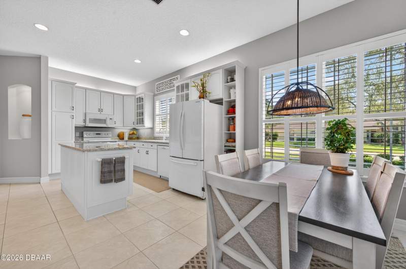 4 bedroom Single Family Residence at 1328 Antrim Circle, Halifax Plantation, Ormond Beach — photo 5