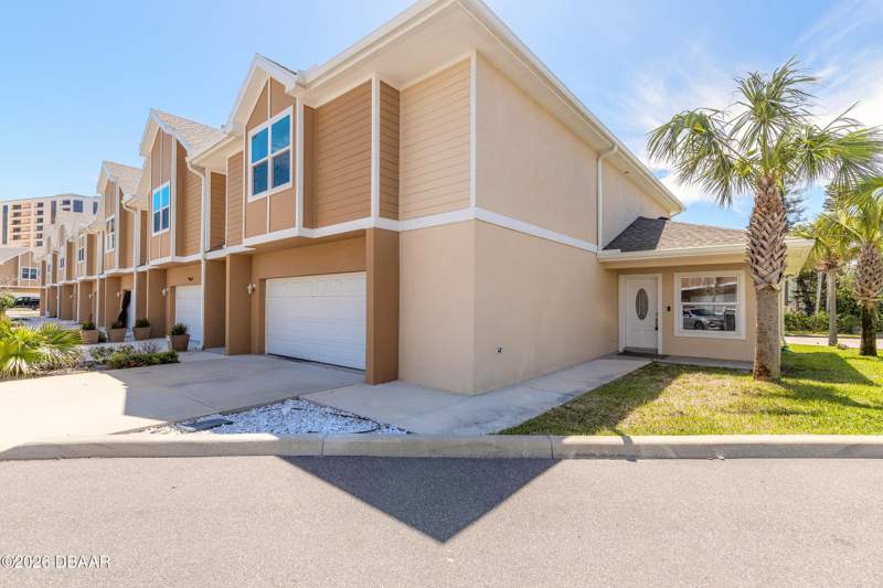 3 bedroom Townhouse at 119 Oceans Circle, Oceans 25, Daytona Beach Shores — photo 3