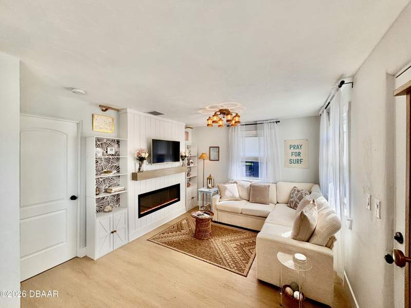 2 bedroom Single Family Residence at 41 Brooks Drive, Not In Subdivision, Ormond Beach — photo 3