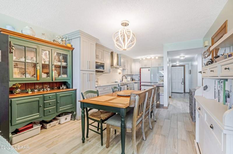 2 bedroom Condominium at 2222 Ocean Shore Boulevard #102B, Ocean House Condo, Ormond Beach — photo 4
