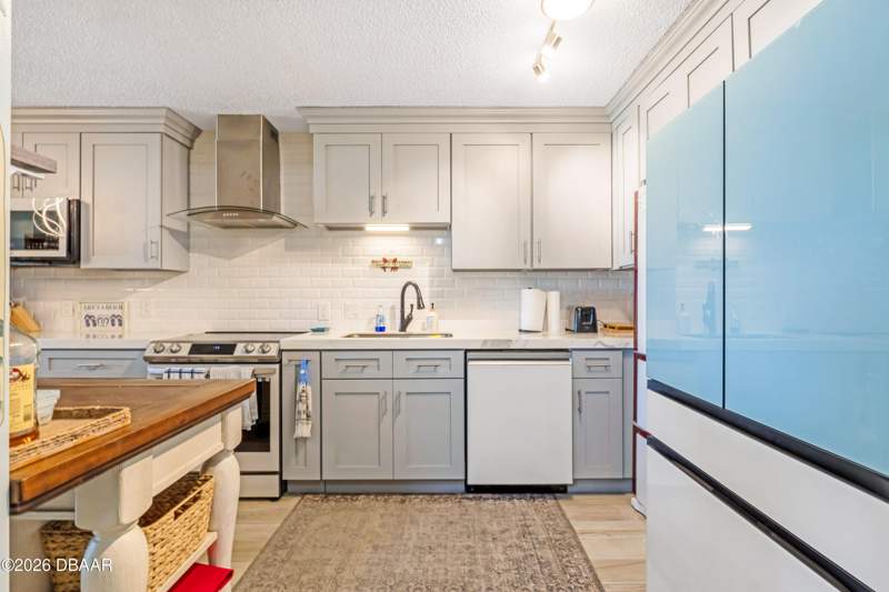 2 bedroom Condominium at 2222 Ocean Shore Boulevard #102B, Ocean House Condo, Ormond Beach — photo 5