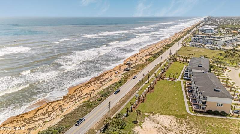 2 bedroom Condominium at 2222 Ocean Shore Boulevard #102B, Ocean House Condo, Ormond Beach — photo 2